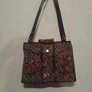 MITT3i handbag